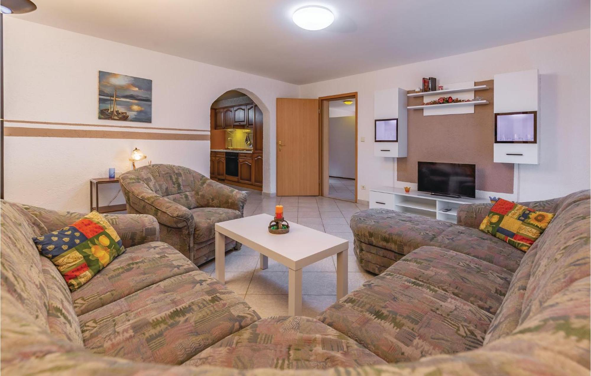 3 Bedroom Awesome Apartment In Pavicini Εξωτερικό φωτογραφία